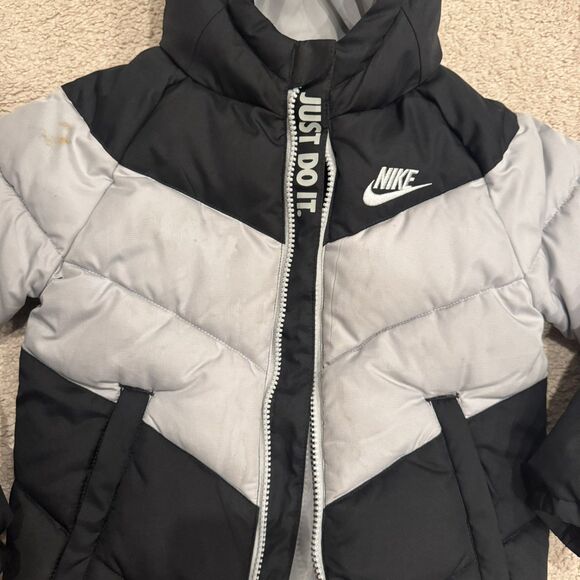 Nike Coat Toddler Boys 4T Puffer Jacket Black Gray Sportswear Colorblock Hooded - Picture 5 of 5